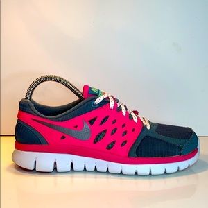 Girls Nike Flex 2013 Run Grey Pink White